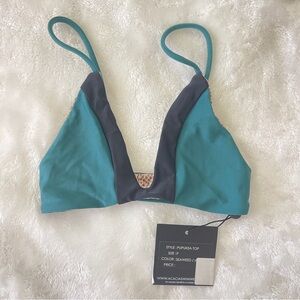 NWT XS Acacia Swimwear Seaweed Pupukea Bikini top